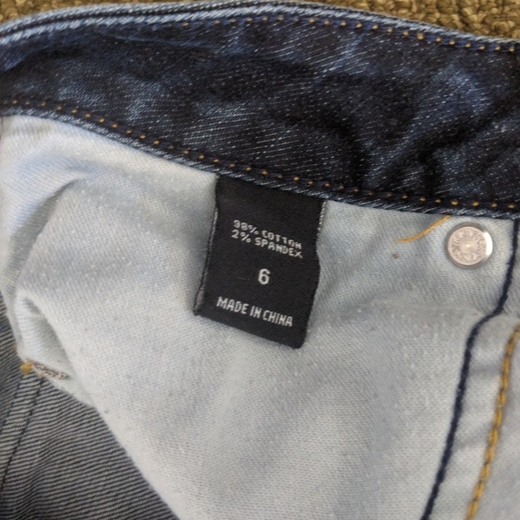 Jeans - Picture 2 of 3